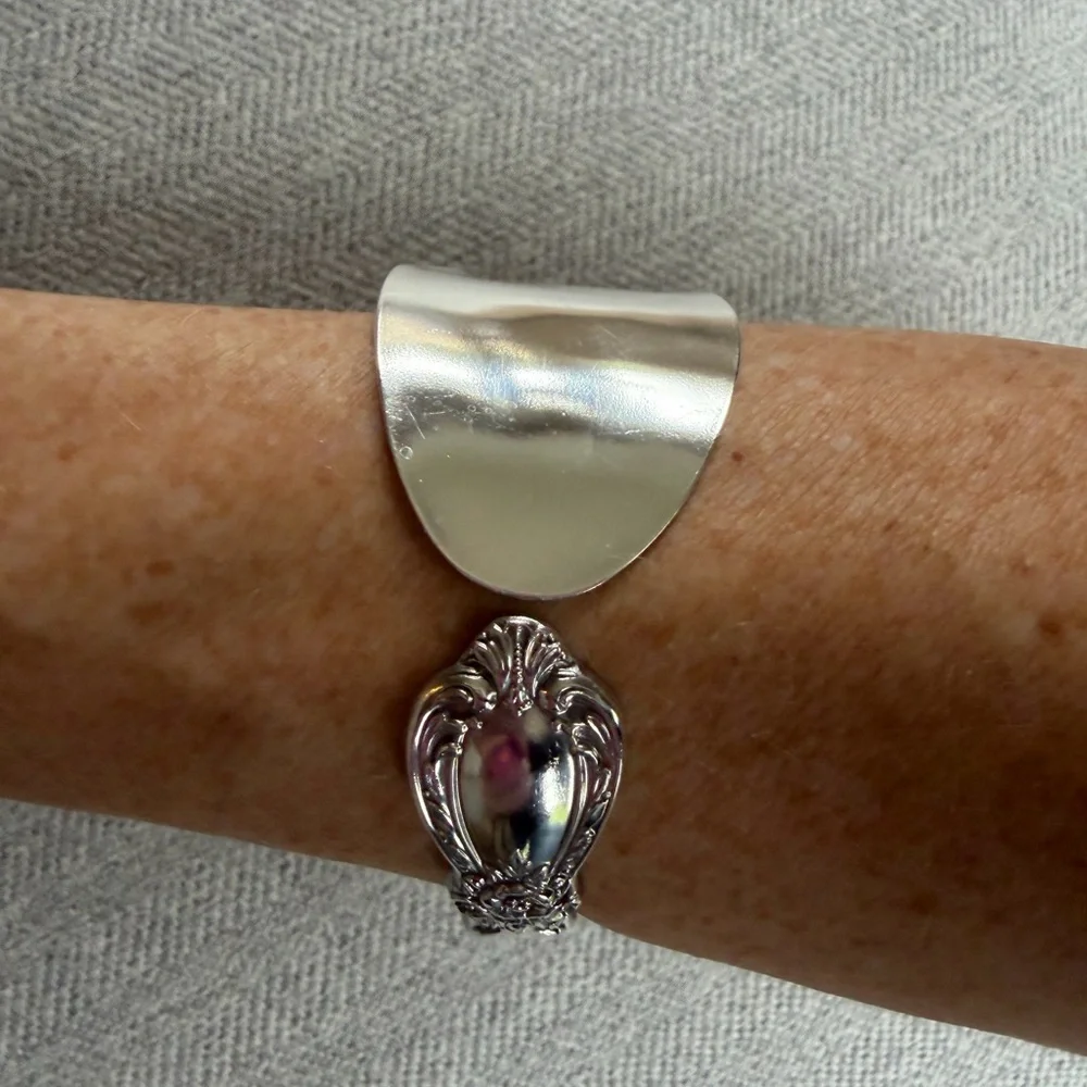 Silverware Spoon Bracelet - Picture 7 of 9